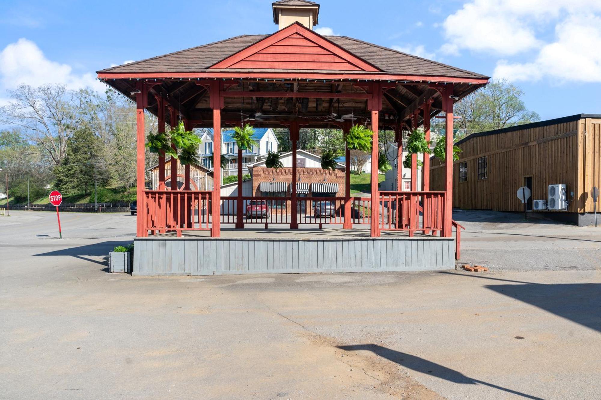 The Tellico Plains Inn And Event Venue Esterno foto