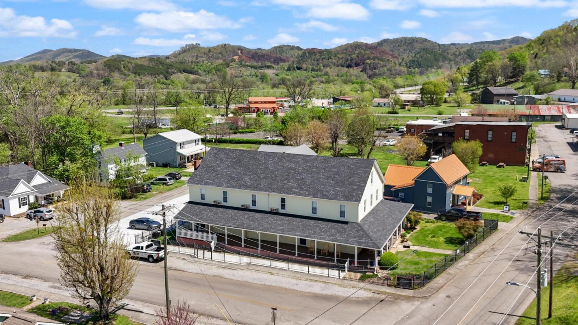 The Tellico Plains Inn And Event Venue Esterno foto